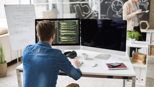 Спрос на преподавателей и специалистов IT-дисциплин вырос в вузах ЮФО