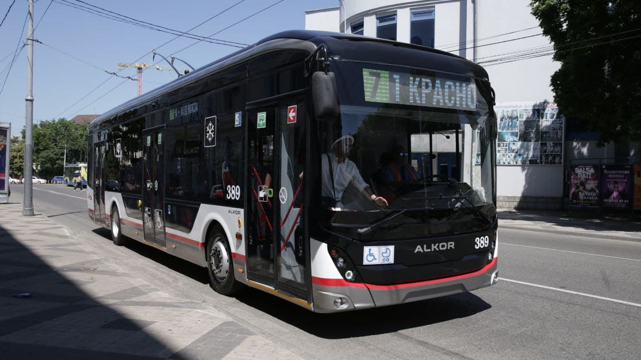 В Краснодаре на маршрут вышел первый троллейбус собственной сборки