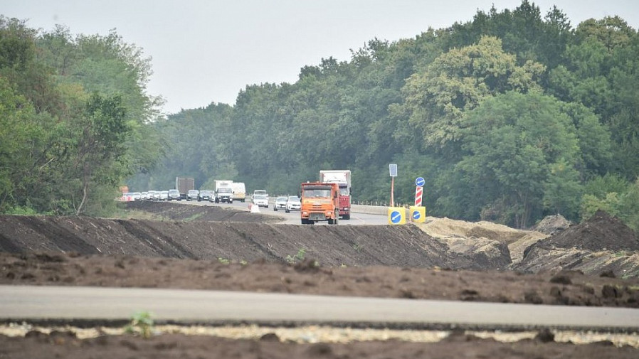 Проект второго участка трассы Краснодар-Ейск завершат летом 2021 года