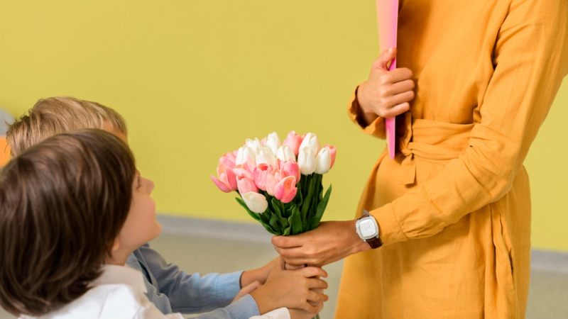 На Кубани стоимость букетов учителям за год выросла на 12%