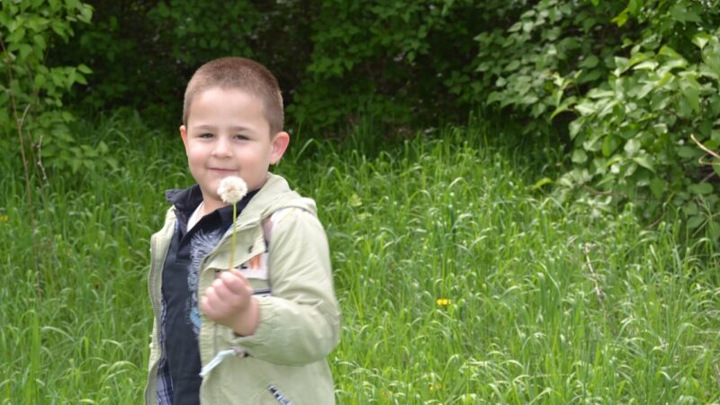 4-летнему Арсену Еремянцеву необходимы 188 тыс. рублей на слуховые аппараты