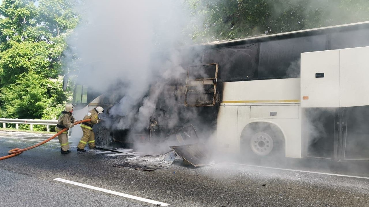 В ДТП с двумя автобусами на Кубани пострадали 15 детей