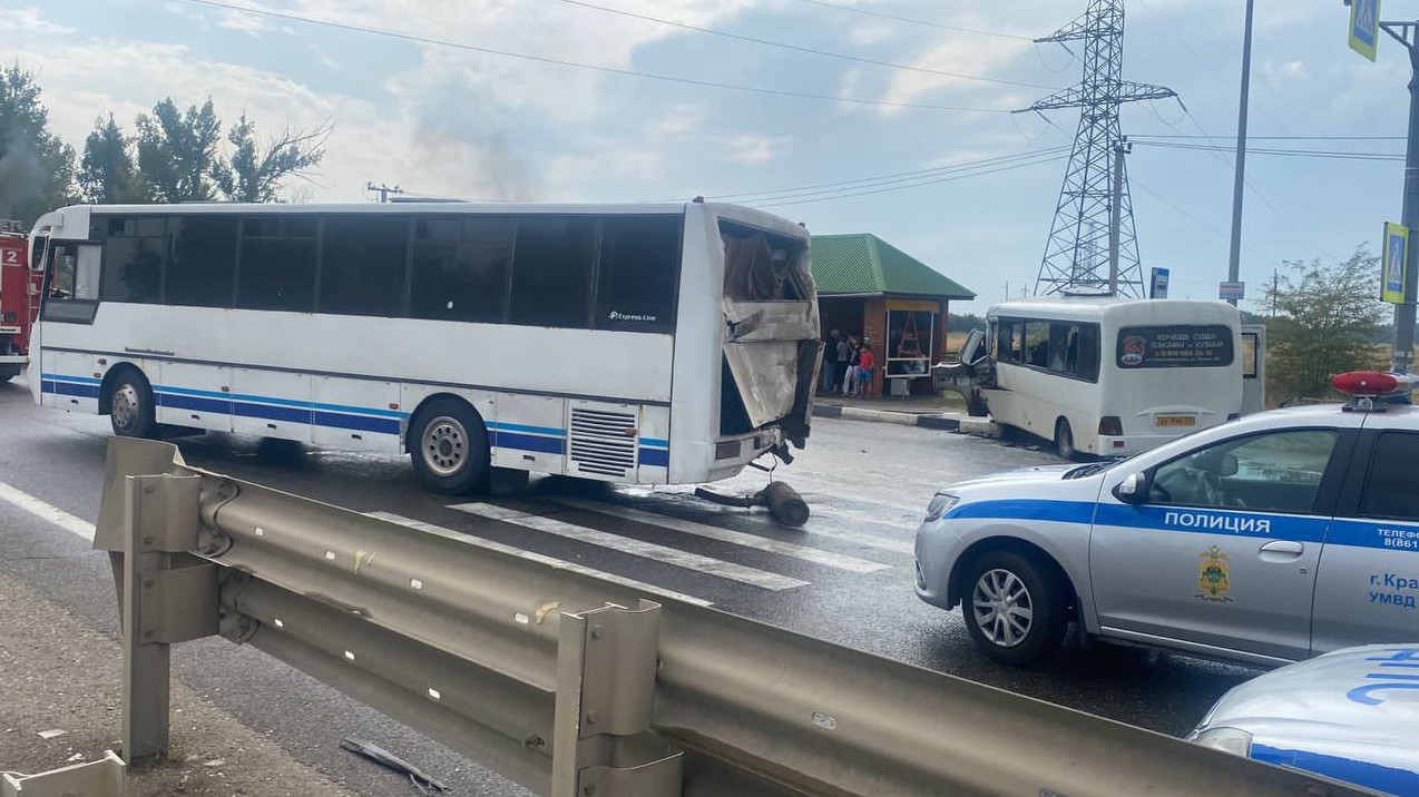В Краснодаре проверят обстоятельства ДТП с двумя автобусами