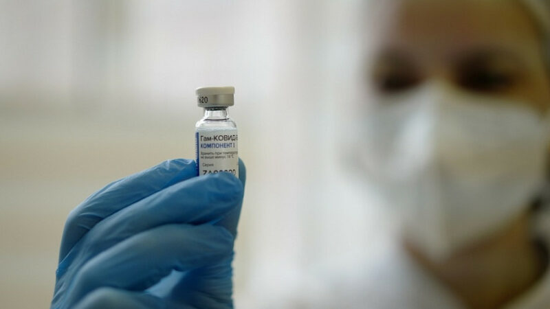 Достичь коллективного иммунитета: как в Краснодаре проходит вакцинация против COVID-19