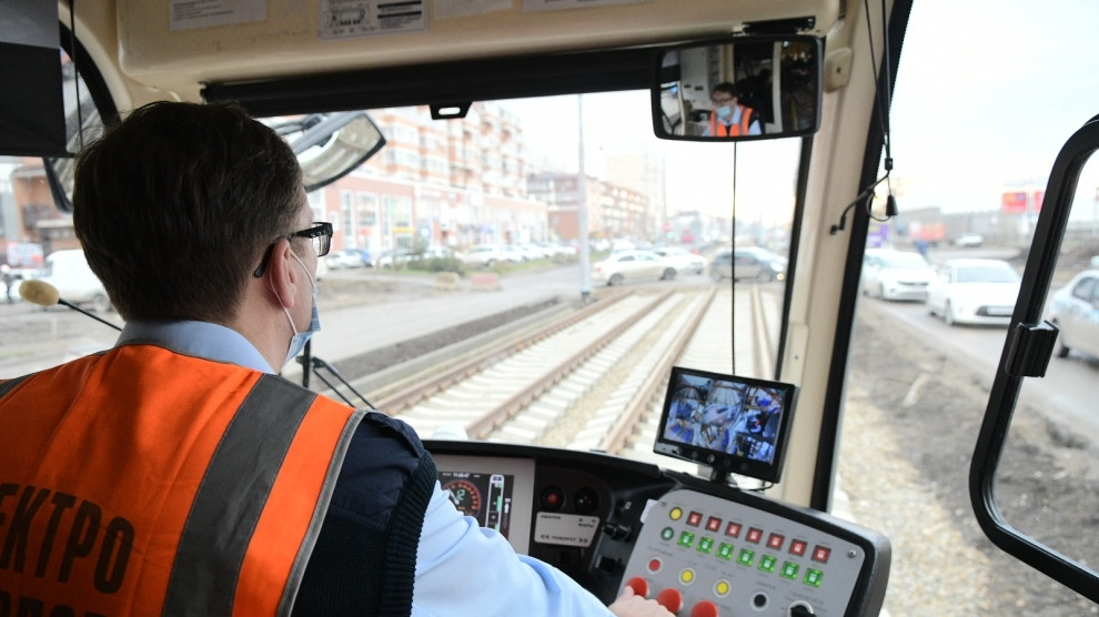 В Краснодаре по новой трамвайной линии на улице Московской проехал первый вагон