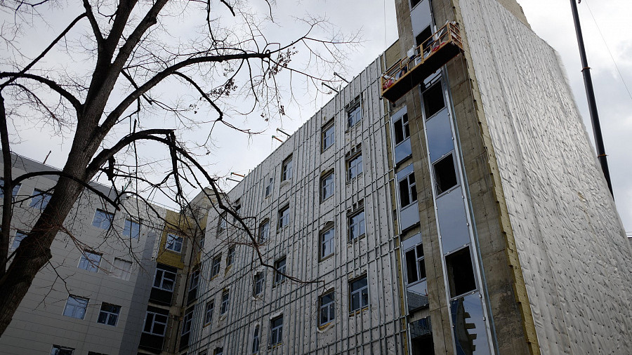 В Краснодаре корпус детской краевой больницы достроят в декабре 2021 года