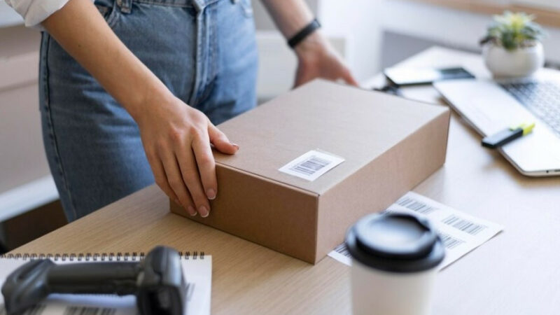 Обязательный код: кто несет ответственность за маркировку товаров и что будет при работе без маркировки