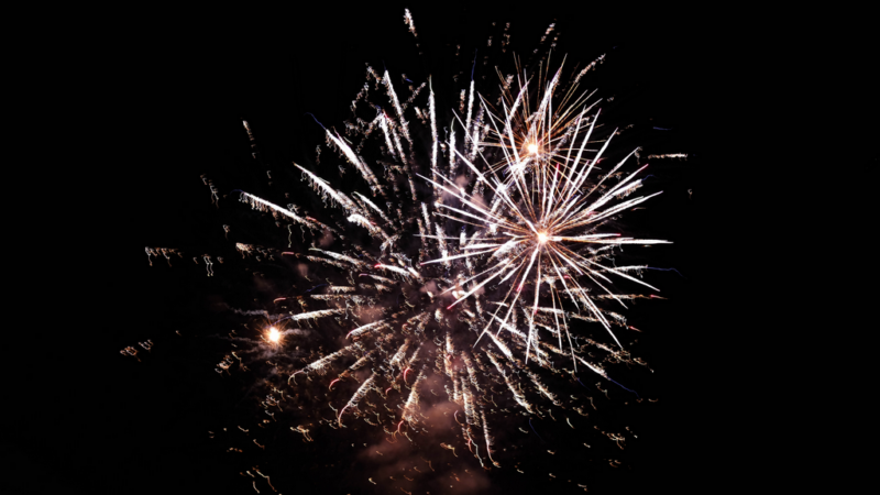 Число покупок новогодней пиротехники на Дону снизилось на 6% в 2025 г.