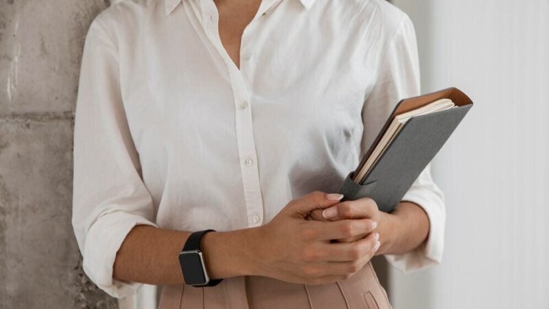 Тренды гардероба предпринимателя: как цвет галстука помогает в переговорах