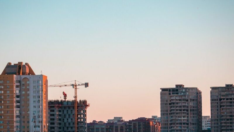 В Краснодаре с начала 2023 года цены на новостройки выросли на треть