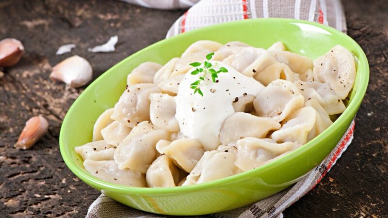 Слепить чужую судьбу: как заработать на варениках с сюрпризами и вере ростовчан в гадания